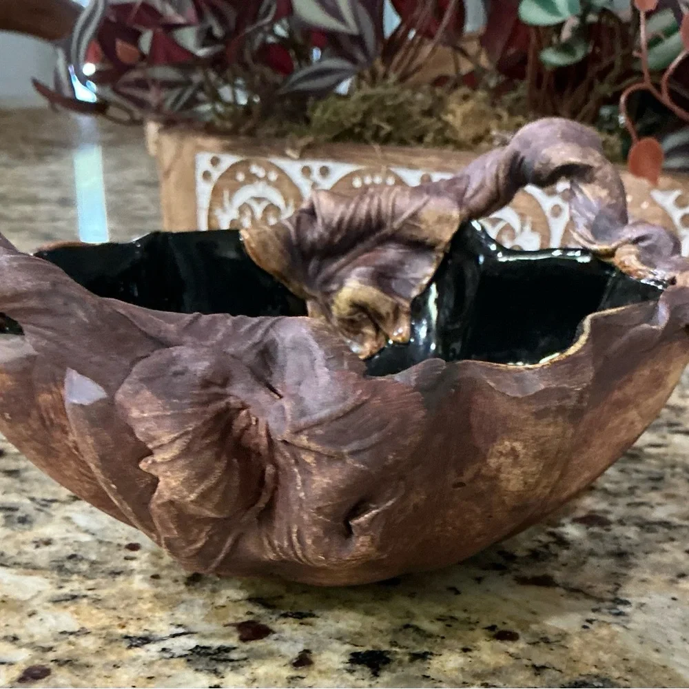 Vintage Terrafirma Ceramic leaf bowls (set of 2)